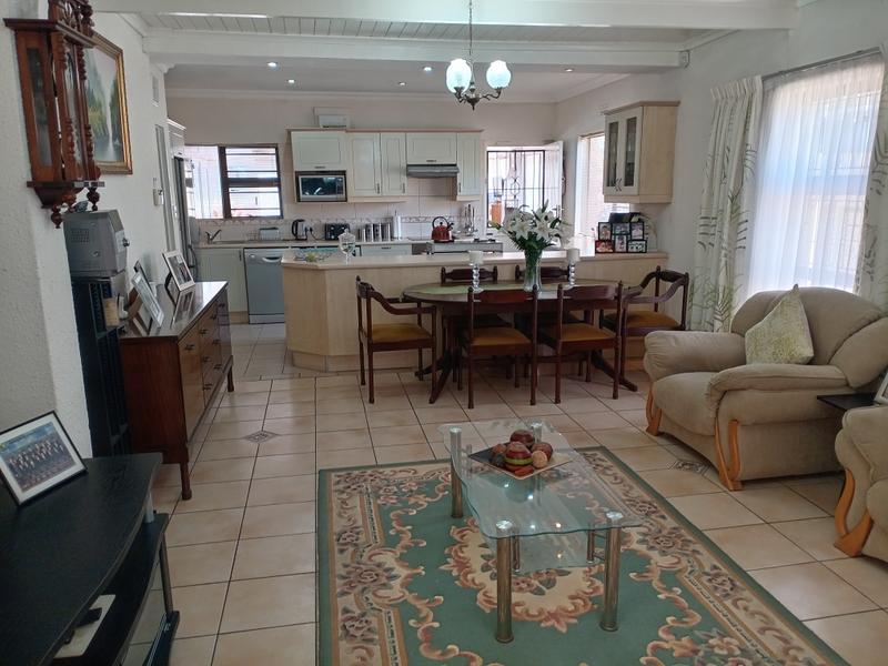 3 Bedroom Property for Sale in Retreat Western Cape